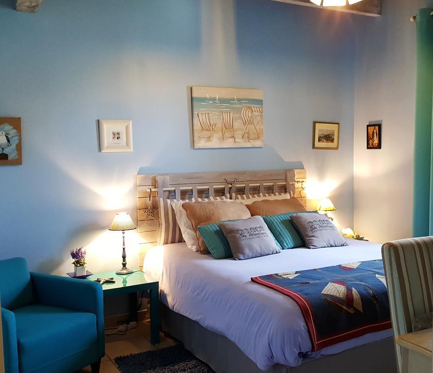 Le Logis De La Poupeliere Bed & Breakfast Vouhe  ภายนอก รูปภาพ