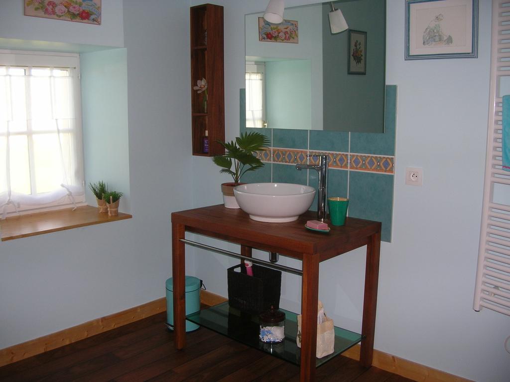 Le Logis De La Poupeliere Bed & Breakfast Vouhe  ภายนอก รูปภาพ