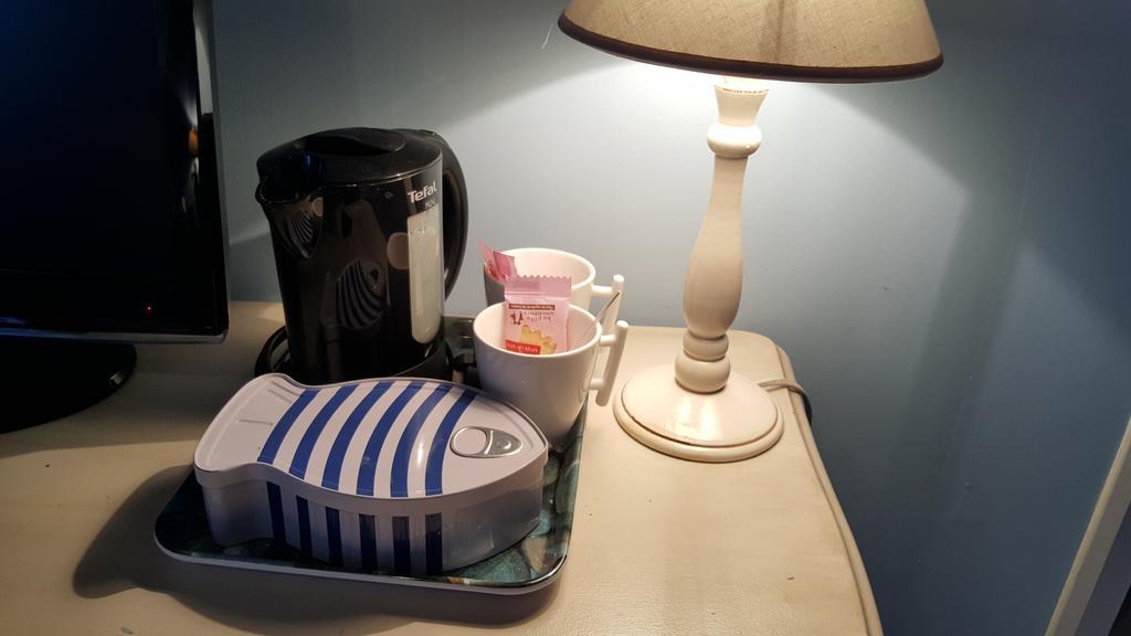 Le Logis De La Poupeliere Bed & Breakfast Vouhe  ภายนอก รูปภาพ