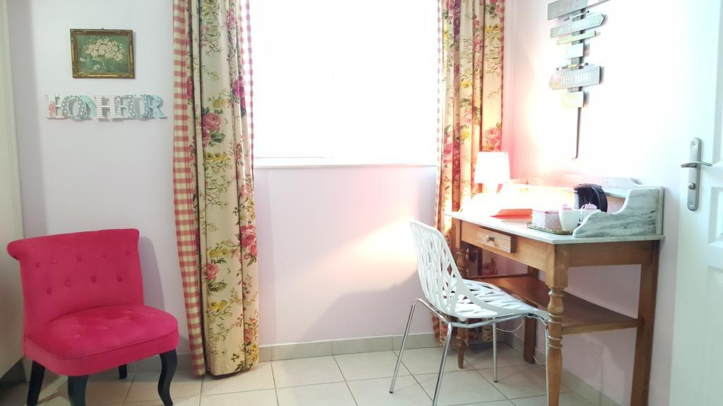 Le Logis De La Poupeliere Bed & Breakfast Vouhe  ภายนอก รูปภาพ