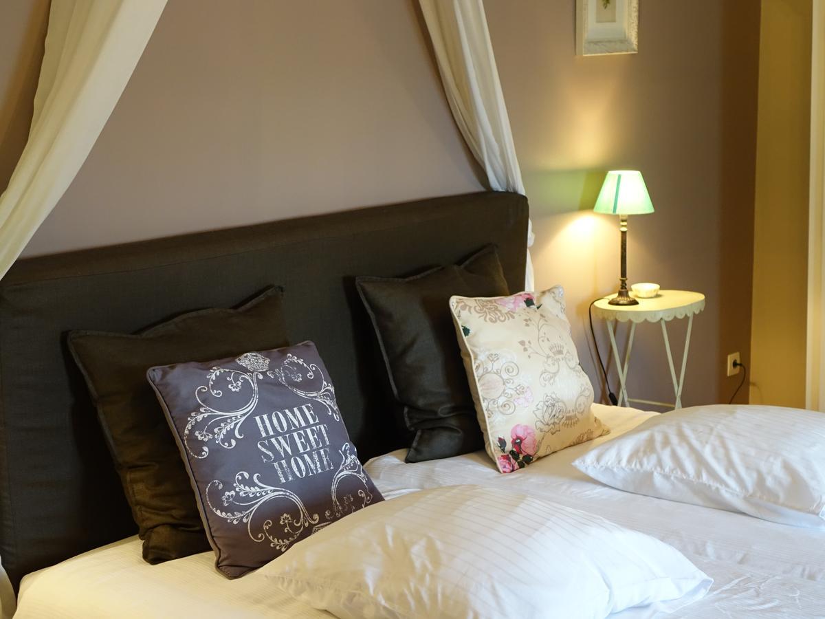 Le Logis De La Poupeliere Bed & Breakfast Vouhe  ภายนอก รูปภาพ